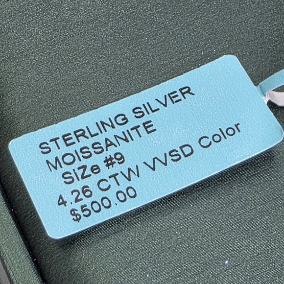 ✨ 4.26 CTW Moissanite Eternity Band,(Size 9) S925 SILVER - Picture 4 of 5